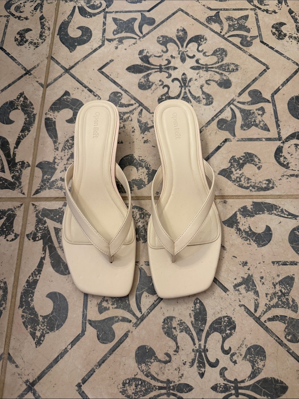 Open Edit Kitten Heels - Picture 2 of 5